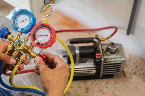 Tại sao phải hút chân không trong quá trình lắp đặt điều hòa?