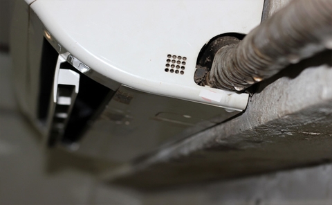 Điều hòa bị chảy nước? Nguyên nhân và cách khắc phục