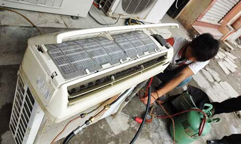 Vì sao điều hòa nhà bạn năm nào cũng phải bơm gas bổ sung?