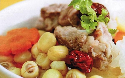 Những món ăn đơn giản chế biến bằng lò vi sóng