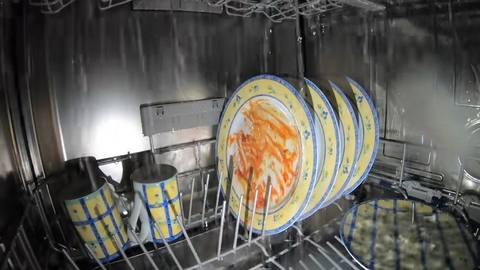 Nguyên nhân máy rửa bát không rửa được khay trên cùng và cách khắc phục tại nhà !