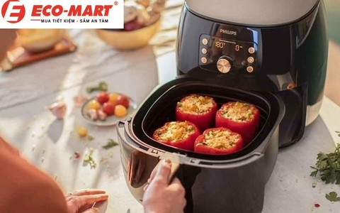 Có thể rút khay chiên kiểm tra thực phẩm trong khi nồi chiên đang hoạt động hay không?