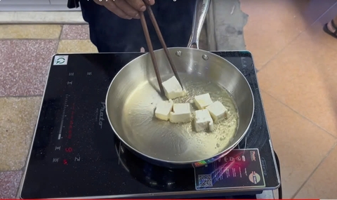 Video hướng dẫn tôi chảo INOX - chảo INOX chống dính