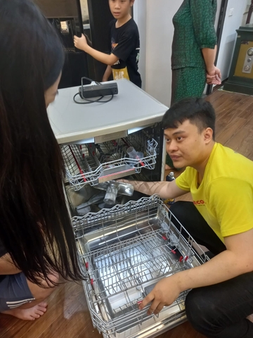 Muối rửa bát cho vào đâu, cho bao nhiêu là đủ ?