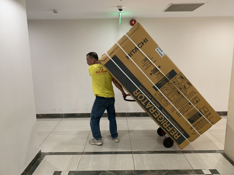 Giao Hàng: Tủ Lạnh Hitachi Tại Chung Cư Bea Sky - Nguyễn Xiển
