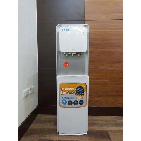 Cây nước nóng lạnh Karofi HC19 block hút bình