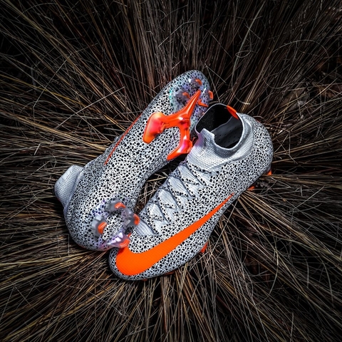 NIKE RA MẮT MERCURIAL SUPERFLY CR7 SAFARI