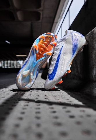 NIKE RA MẮT THẾ HỆ TIẾP THEO AIR ZOOM MERCURIAL SUPERFLY X VÀ VAPOR XVI