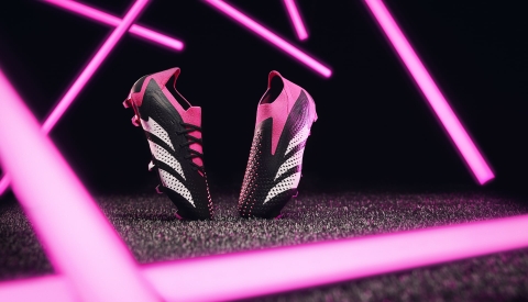 ADIDAS RA MẮT PREDATOR ACCURACY TRONG BỘ SƯU TẬP 'OWN YOUR FOOTBALL'