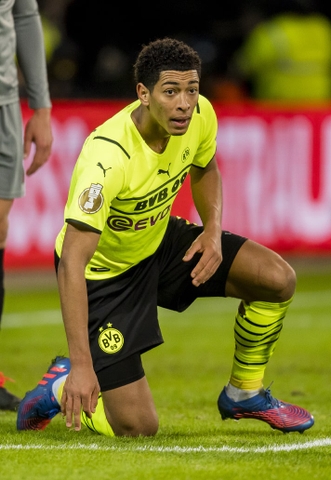 JUDE BELLINGHAM CÙNG GAM MÀU MỚI CỦA ADIDAS PREDATOR THẾ HỆ TIẾP THEO