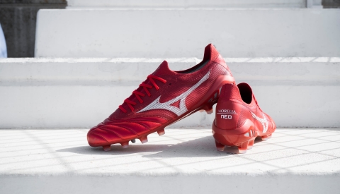 MIZUNO RA MẮT BỘ SƯU TẬP “PASSION RED PACK”