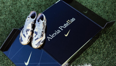 MẪU NIKE PHANTOM GT II ĐẶC BIỆT DÀNH CHO QUẢ BÓNG VÀNG ALEXIA PUTELLAS