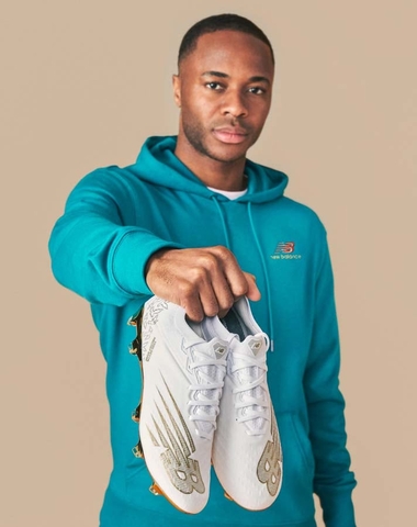 RAHEEM STERLING CHÍNH THỨC GIA NHẬP NEW BALANCE