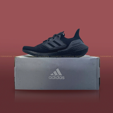 Adidas UltraBoost 22 - Triple Black GZ0127