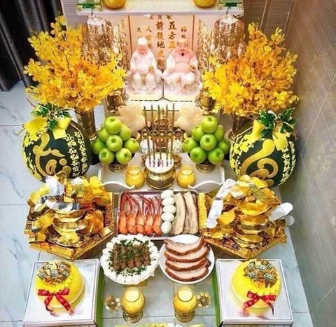 Bật mí cách bố trí bàn thờ ông địa thu hút tài lộc năm 2023