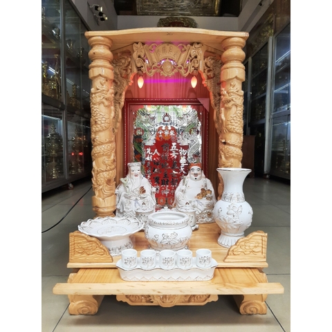 Có Nên Thay Bàn Thờ Thần Tài Không? - Chuyên Gia Giải Đáp?