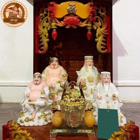 Bàn Thờ Thần Tài Có 4 Ông Là Những Ông Nào? Bài Trí Ra Sao?