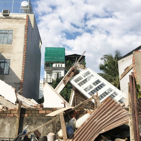 Mơ sập nhà có phải điềm dữ sắp đến? Đánh con gì may mắn?