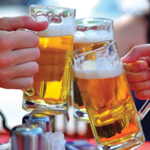 Mơ thấy bia là điềm gì? Mơ uống bia đánh con gì thắng lớn?