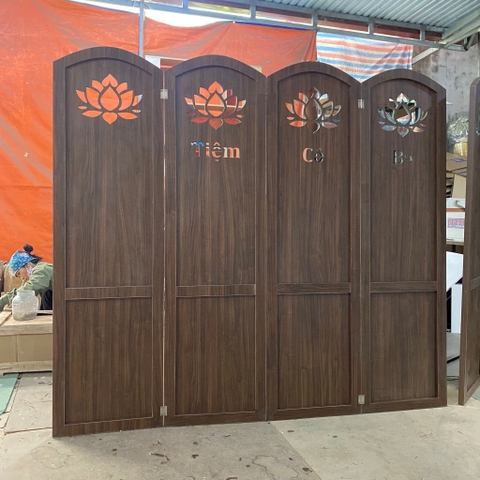 Vách Bình Phong Tiệm Cô Ba-01 - Xưởng Gỗ Đẹp Giá Tốt