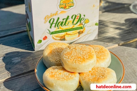 Bánh hạt dẻ là món 