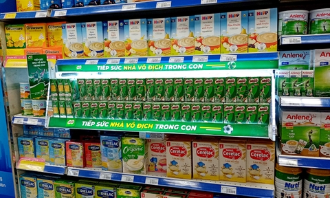 NHÃN HÀNG SỮA, BÁNH ĂN DẶM NESTLÉ