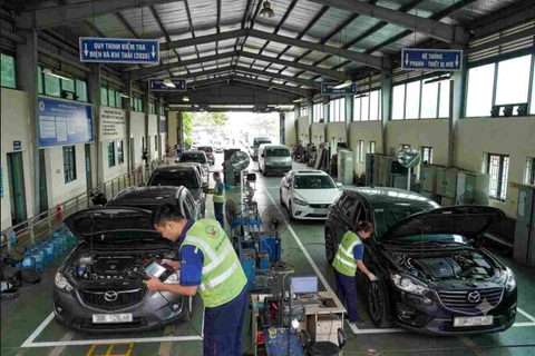 Top 10 Phụ Kiện Ô Tô Dễ Bị Từ chối Đăng Kiểm 2026 Chủ Xe Nên Biết