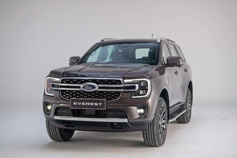 Ford Everest Platinum ra mắt Việt Nam
