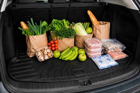 Nên Chọn Thảm Lót Cốp Nhựa Hay Lót Cốp 5D-7D Cho Ô Tô?