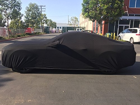 Bạt phủ ô tô BMW 7 series nhãn hiệu Macsim sử dụng trong nhà chất liệu vải thun - màu đen và màu đỏ