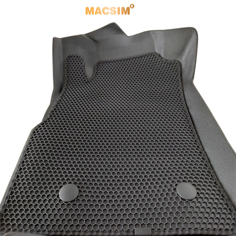 Thảm sd1 2 lớp dạng lưới lục giác Toyota Innova / Fortuner 2005-2015 bề mặt cao su siêu sạch nhãn hiệu Macsimbề mặt cao su siêu sạch
