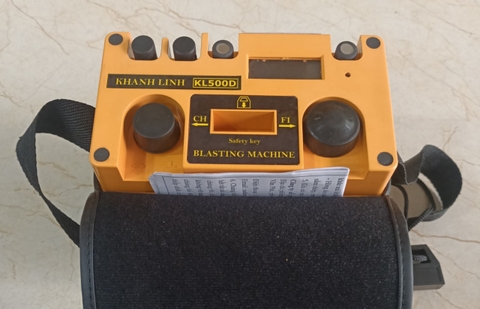 MÁY NỔ MÌN KL500D
