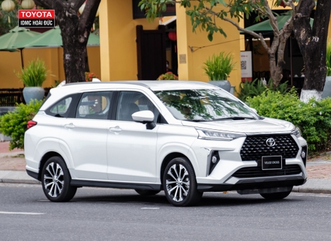 CÓ NÊN MUA TOYOTA VELOZ? ĐÁNH GIÁ XE TOYOTA VELOZ