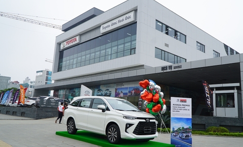 VELOZ CROSS & AVANZA PREMIO CHÍNH THỨC RA MẮT TẠI TOYOTA HOÀI ĐỨC
