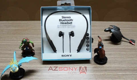 Mở hộp tai nghe không dây chống nước Sony SBH70