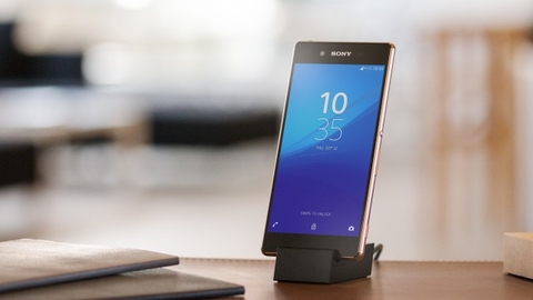 Sony ra mắt đế sạc cho Xperia Z3+và Z4