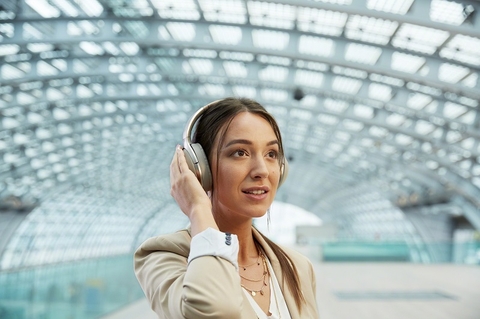 Đánh giá: Tai nghe Tránh tiếng ồn Không Dây Sony MDR-1000X