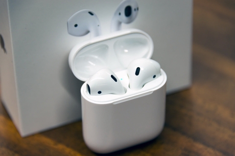 Tai nghe không dây Apple AirPods ấn tượng đầu tiên