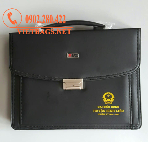 Dịch Vụ Sản Xuất Cặp Da Tặng Đại Hội – Giải Pháp Quảng Bá Thương Hiệu Hiệu Quả