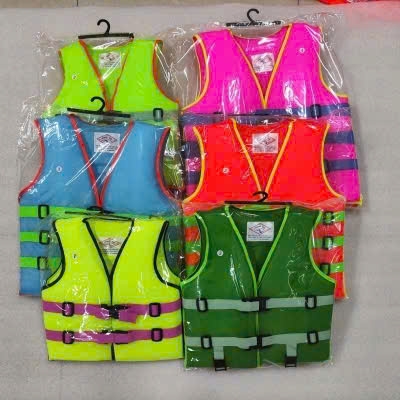 Phao cứu hộ - Chủ động trước mùa lũ – An toàn là không thể chờ đợi .