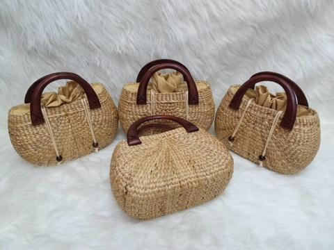 Natural Basket Handmade Straw bag Water Hyacinth Bag Woven Bag Sea Grass Bag Beach Bag top Handle Bag Middle