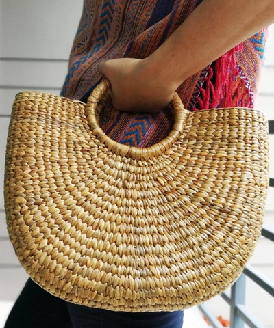 Classic square straw beach bag / water hyacinth handbag