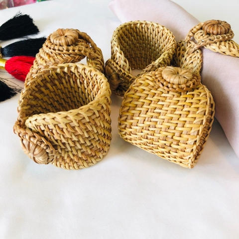 Natural Water Hyacinth Seagrass Woven Placemats, Round and Thick -Set of Matching Napkin Rings