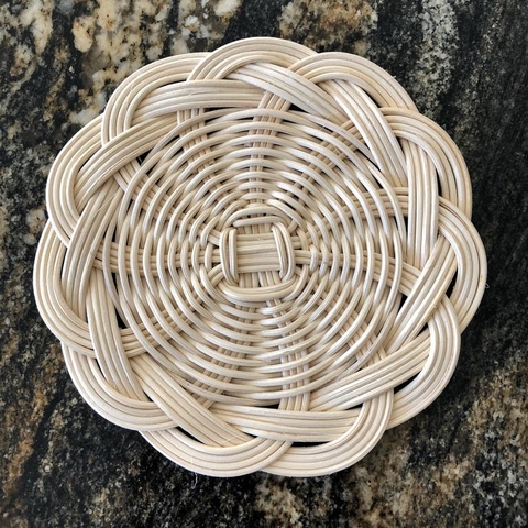 Retail Vietnamese High Quality Rattan Flowers Decorative Place Mat for Table Wedding Decor