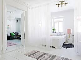 Những vách ngăn “ nửa kín nửa hở” cho người đàn ông độc thân(P2)