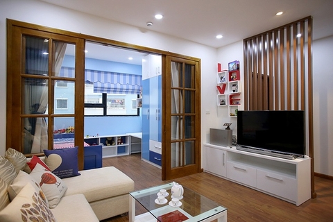 Cải tạo không gian sống nhờ vách ngăn phòng ngủ với phòng khách