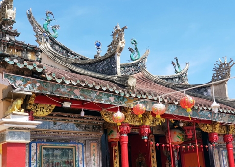 Các mẫu ngói âm dương đất nung tối giản nhưng vẫn giữ nét đẹp văn hóa cổ xưa