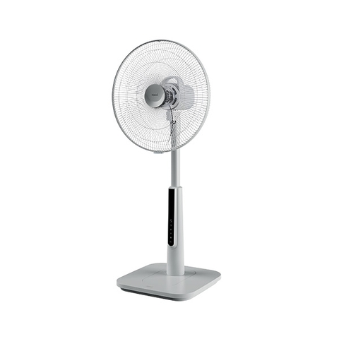 Quạt lửng Hatari HT-S18R1 Thái lan, sải cánh 45cm, điều khiển từ xa