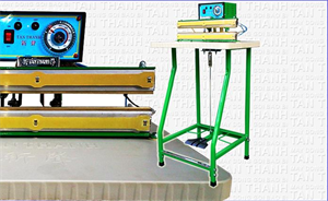 MÁY HÀN DẬP CHÂN MÁ ĐỒNG 30CM BÀN NHỰA