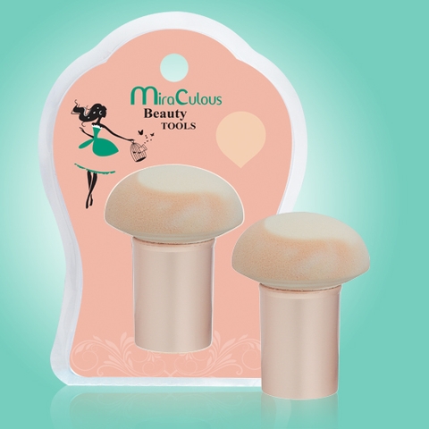 Bông Phấn Tán Kem Nền Thông Minh Mira Culous  Mã: D282 50,000VND   Bông phấn mềm, dai,  thiết kế thông minh theo hình dáng cây nấm có tay cầm giúp dễ dàng tán lớp kem nền mỏng đều khi trang điểm
